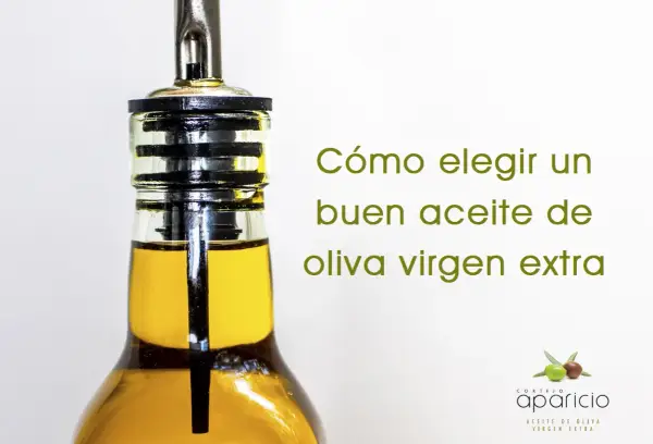Aceite de oliva virgen extra en una botella. Descubre qué variedad de aceituna da mejor aceite para tu cocina.