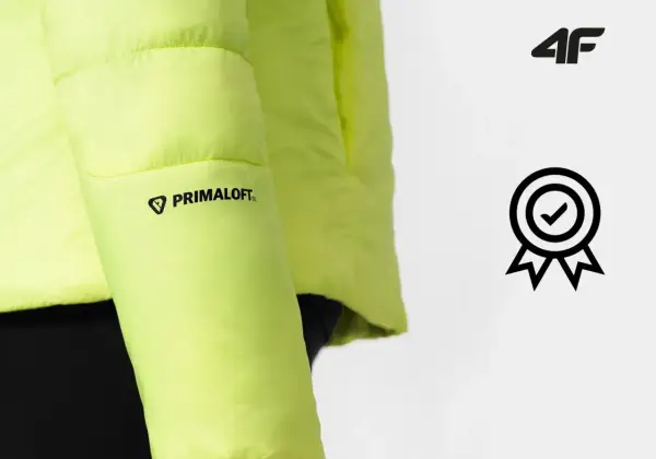 Jaskrawożółta kurtka z logo Primaloft i symbolem jakości od firmy 4f.