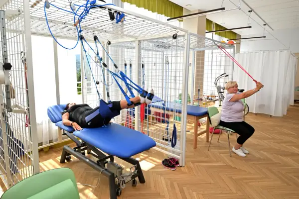 Rehabilitacja uzdrowiskowa: Jak wrócić do formy? ZUS, NFZ, zabiegi