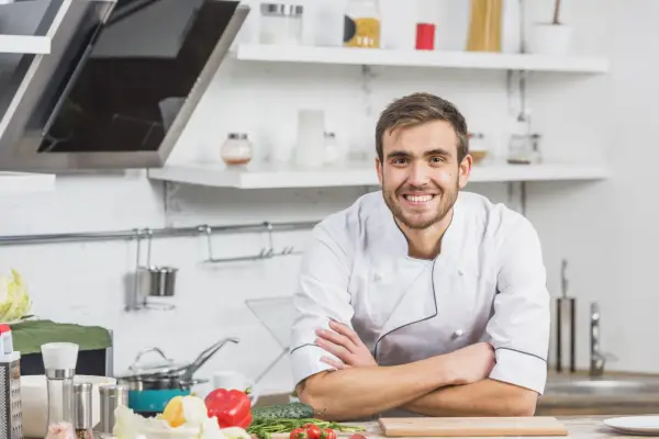 Jak reklamować catering? Skuteczne strategie online i offline