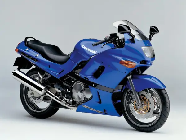 Kawasaki ZZR - historia, modele i pułapki przy zakupie