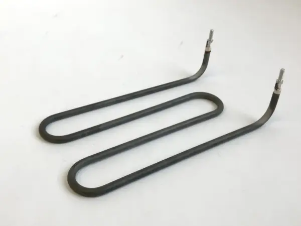 Un élément chauffant en forme de U, un **résistance tube** gris, avec des connecteurs métalliques aux extrémités, sur fond blanc.