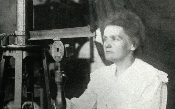 Co odkryła Maria Skłodowska-Curie i jak zmieniła naukę?