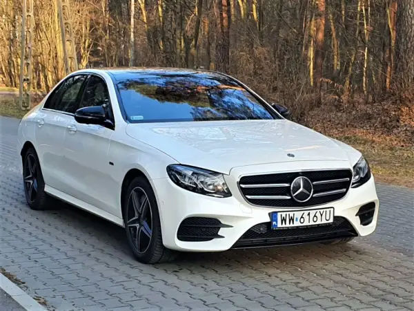 Mercedes E 300 e - Czy to idealna hybryda plug-in?