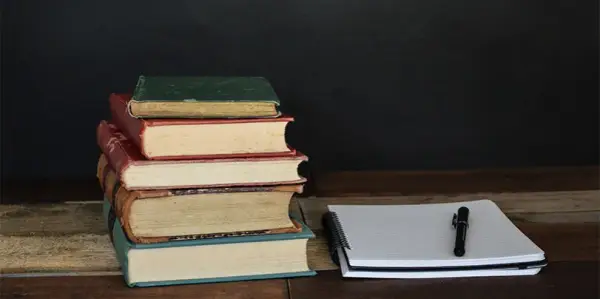 Czy programy nauczania mają numery dopuszczenia? Oto prawda o akredytacji