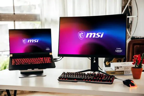 Jak użyć laptopa jako monitor HDMI i uniknąć problemów z jakością obrazu