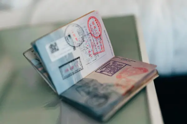 Jak opłacić paszport bez problemów? Proste metody i ważne wskazówki