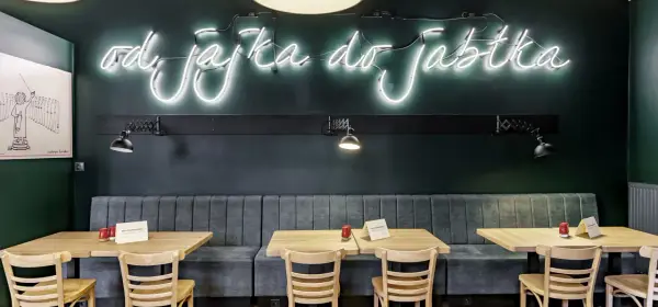 Od jajka do jabłka: Skąd wziął się ten frazeologizm? Odkryj sekrety!
