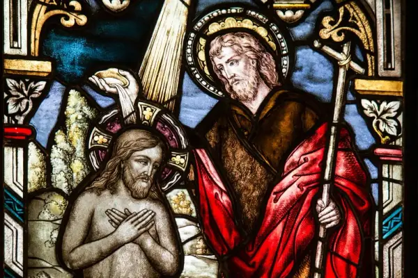 Ile lat miała Maryja, gdy urodziła Jezusa? Zaskakujące fakty i tradycje