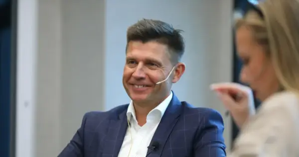 Gdzie jest Ryszard Petru? Odkryj jego aktualną lokalizację i działania