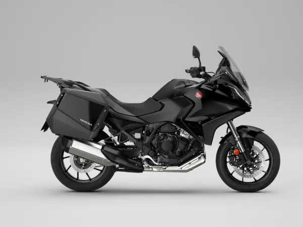 Motocykle turystyczne Hondy - NT1100, Gold Wing czy Africa Twin?