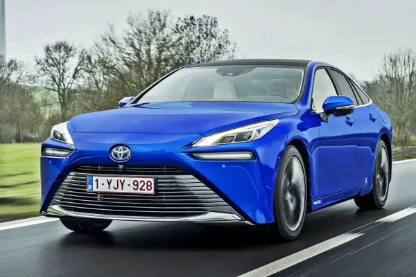 Toyota Mirai - Cena, koszty i czy warto kupić w Polsce?