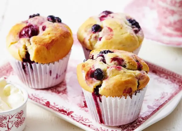 Co zrobić z borówkami? Przepisy na dżem, muffiny i więcej!