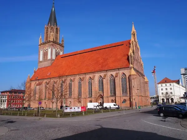 Najciekawsze atrakcje w Neubrandenburgu, które musisz zobaczyć