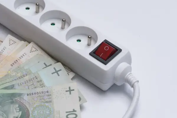 Dodatek do prądu - Kto dostanie wsparcie i jak obniżyć rachunki?