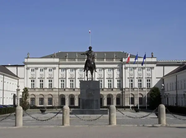 Gdzie mieszka prezydent polski? Tajemnice rezydencji głowy państwa