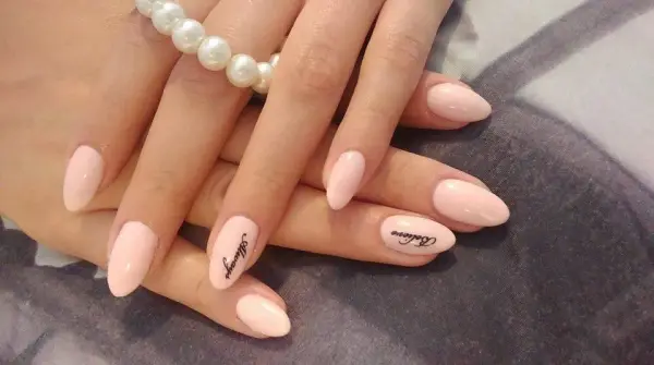 Stylizacja paznokci Mitery 11: Najlepszy salon w Krakowie