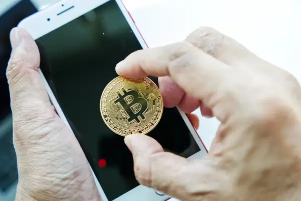 Wypłata z Binance – poznaj najlepsze i najtańsze metody. Oszczędzaj na prowizjach!