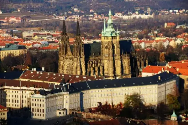 Najlepsze atrakcje turystyczne na Hradczanach, które musisz zobaczyć