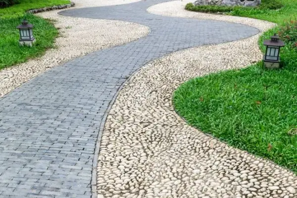 Jaki żwir na ścieżkę? 5 najlepszych rodzajów do ogrodu