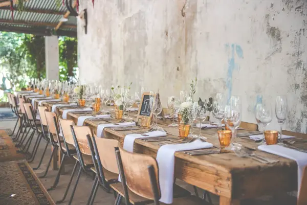 Dekoracje na wesele w stylu boho? Oto kilka inspiracji