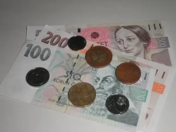 Jaka waluta obowiązuje w Czechach: wszystko, co musisz wiedzieć