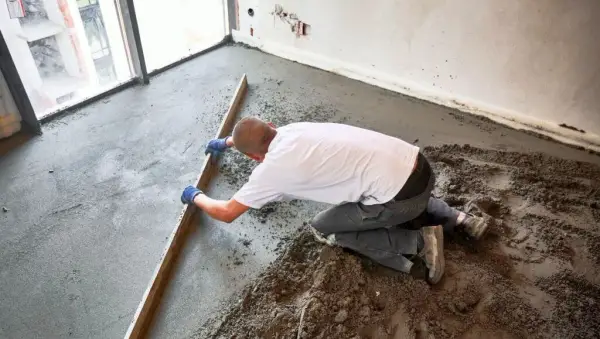 Ile worków wylewki samopoziomującej na m2? Oblicz dokładnie!