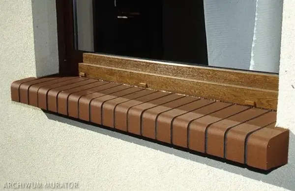 Kiedy montować parapety zewnętrzne? Kluczowe momenty i błędy