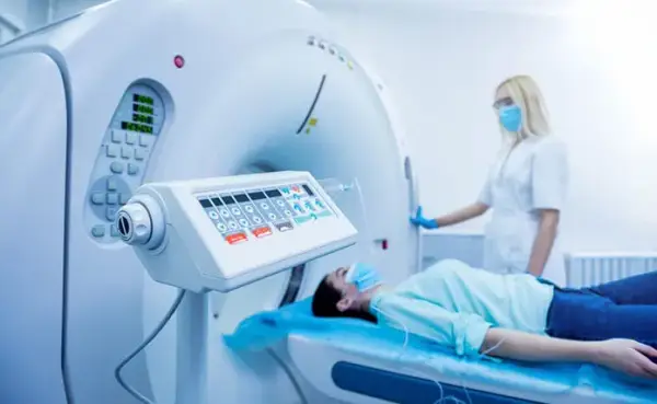 Najszybszy rezonans magnetyczny NFZ w Gdańsku – uniknij długiego czekania