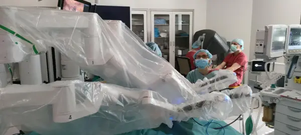 Lista szpitali z refundacją NFZ na operacje robotem da Vinci w Polsce