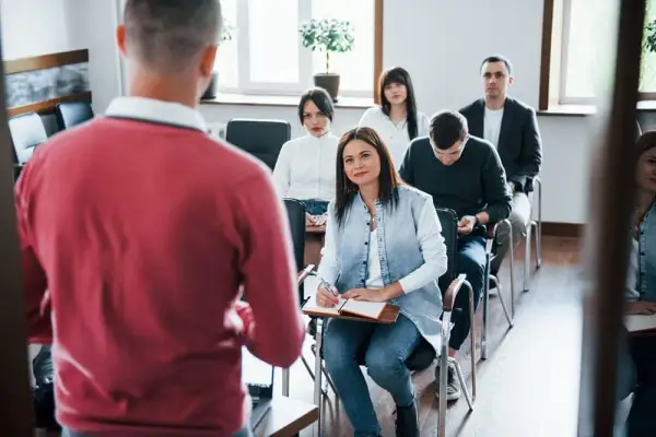 Co po liceum bez matury? Poznaj możliwości edukacyjne i zawodowe