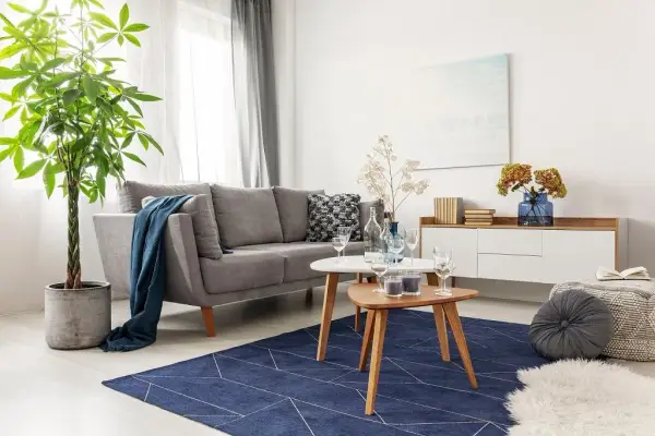 Przytulny salon marzeń: 5 prostych trików, które zmienią twoje wnętrze