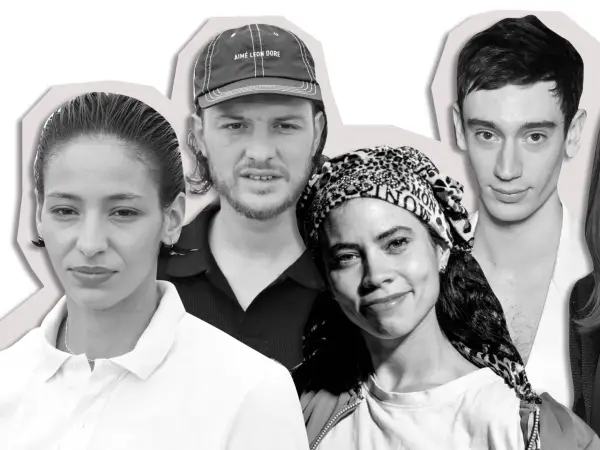 Distribution de portraits de quatre personnes, un homme avec une casquette, une femme souriante, un jeune homme et une femme au premier plan.