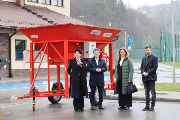Kamionka w budownictwie - Kiedy wybrać ten trwały materiał?
