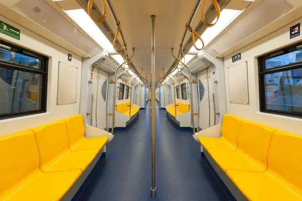Mieszkanie przy metrze - Czy warto? Analiza wad i zalet