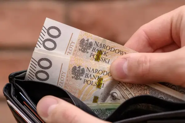 Trzynasta emerytura - komu przysługuje i kiedy wpływa?
