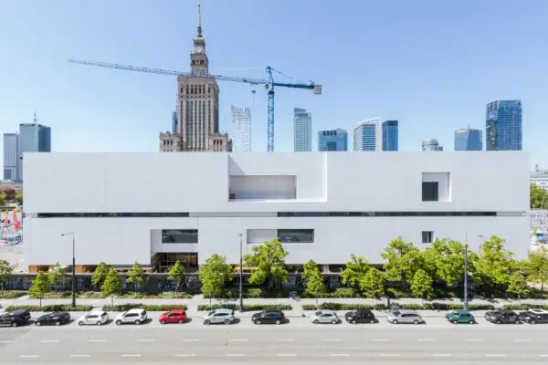 Kto zaprojektował muzeum sztuki nowoczesnej w Warszawie? Poznaj architekta