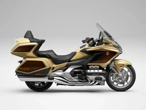 Honda Gold Wing 2026 - Ceny, dane i którą wersję wybrać?