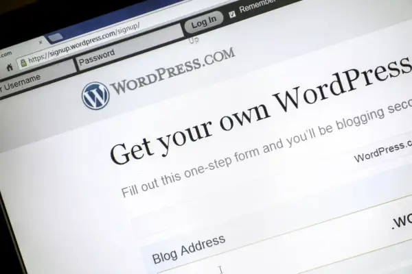 Jak zacząć z WordPressem: proste kroki do stworzenia strony internetowej