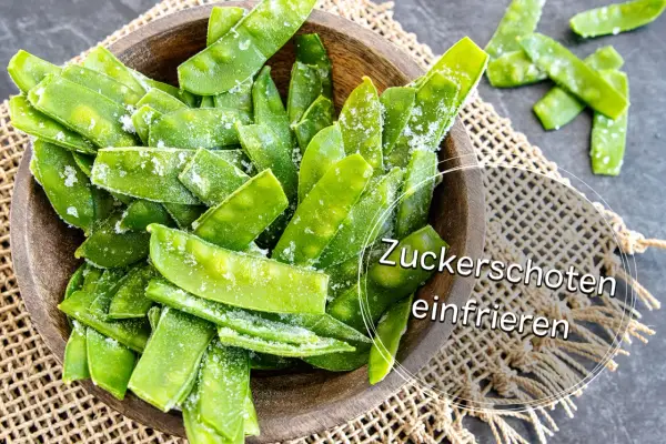 Zuckerschoten, frisch und knackig, bereit zum Einfrieren. So bleiben sie lange frisch und lecker für deine Gerichte.