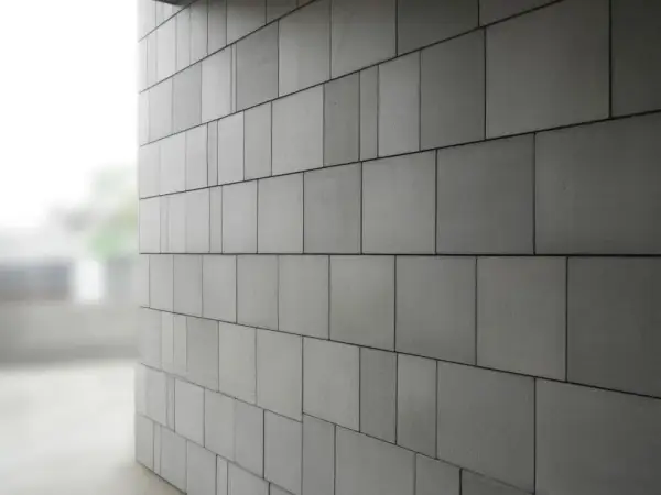 Jak zrobić zaprawę do murowania bloczków betonowych - uniknij błędów