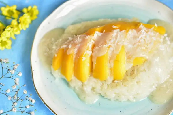 Kokosowy ryż z mango: Przepis na idealny deser krok po kroku