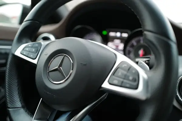 5 niepokojących oznak luzów na kierownicy. Sprawdźmy Twoje auto!