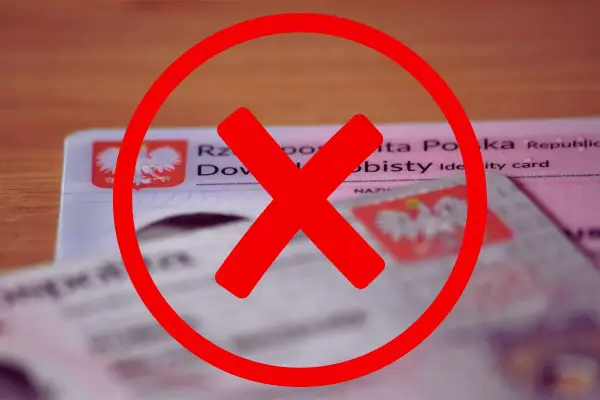 Czerwony znak zakazu na dowodzie osobistym. Dowiedz się, jak zablokować dowód osobisty w razie zgubienia lub kradzieży.