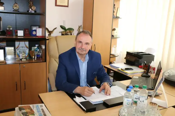 Jak zostać prezesem spółdzielni mieszkaniowej - kluczowe umiejętności i kroki