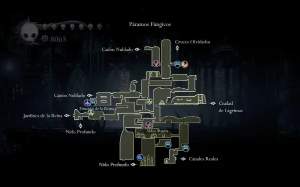 Mapa de Páramos Fúngicos en Hollow Knight. Se ven zonas como Cañón Nublado, Jardines de la Reina y Aldea Mantis, con iconos de larvas.