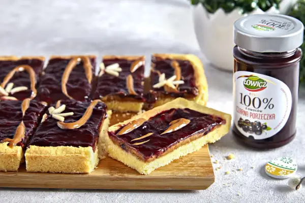 Mazurek kajmakowy z porzeczką - idealny przepis!