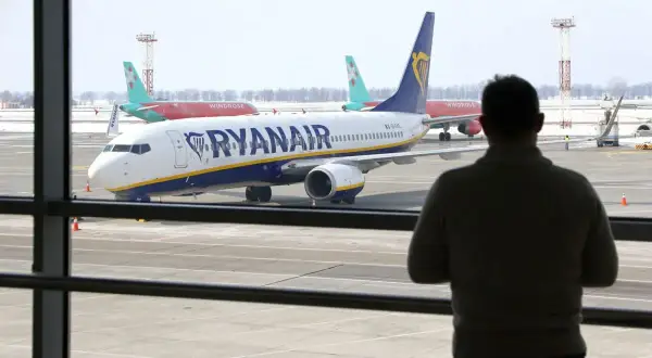 Ryanair bagaż rejestrowany ile przed odlotem, aby uniknąć problemów