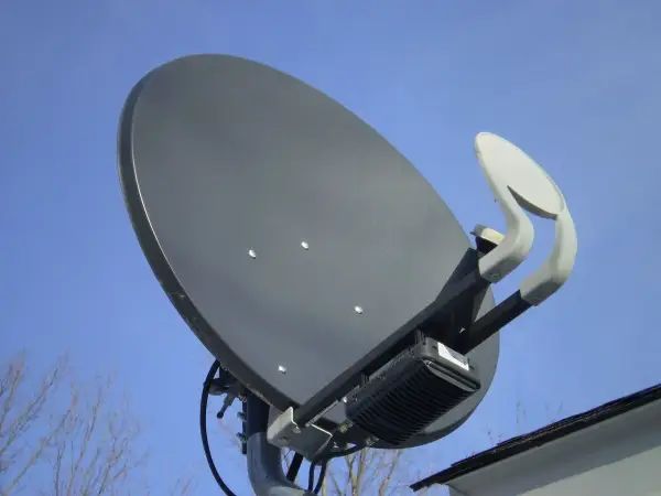 Antena satelitarna - Jaka najlepsza? Wybierz i ustaw idealnie!