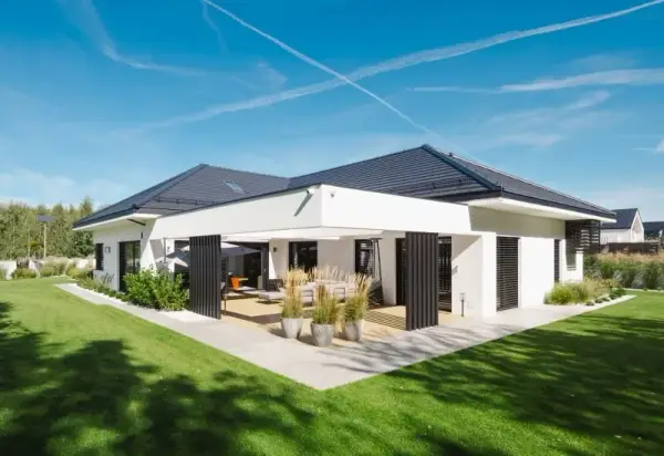 Koszt budowy domu parterowego 80m²: wycena i oszczędności
